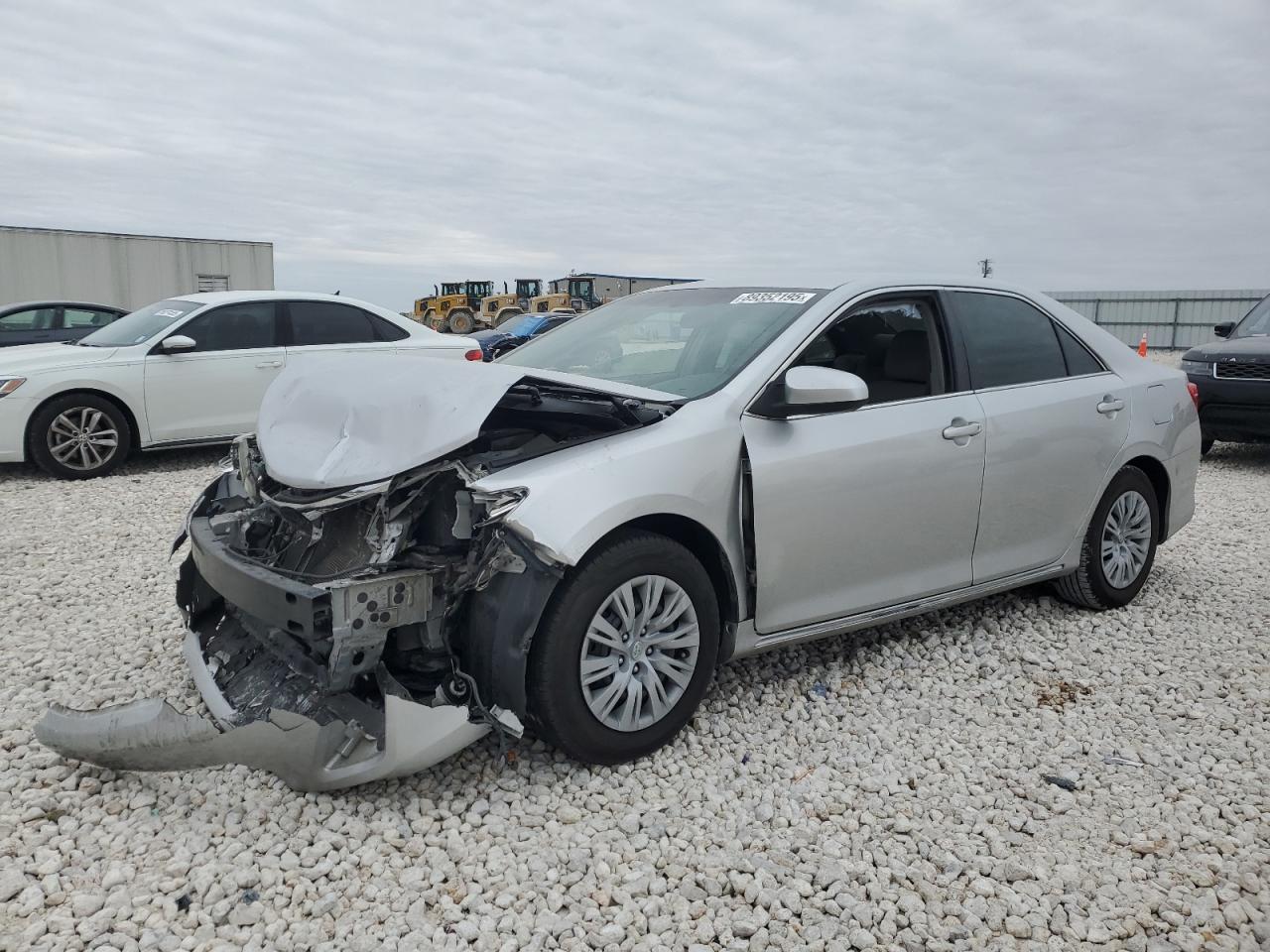 2013 TOYOTA CAMRY L