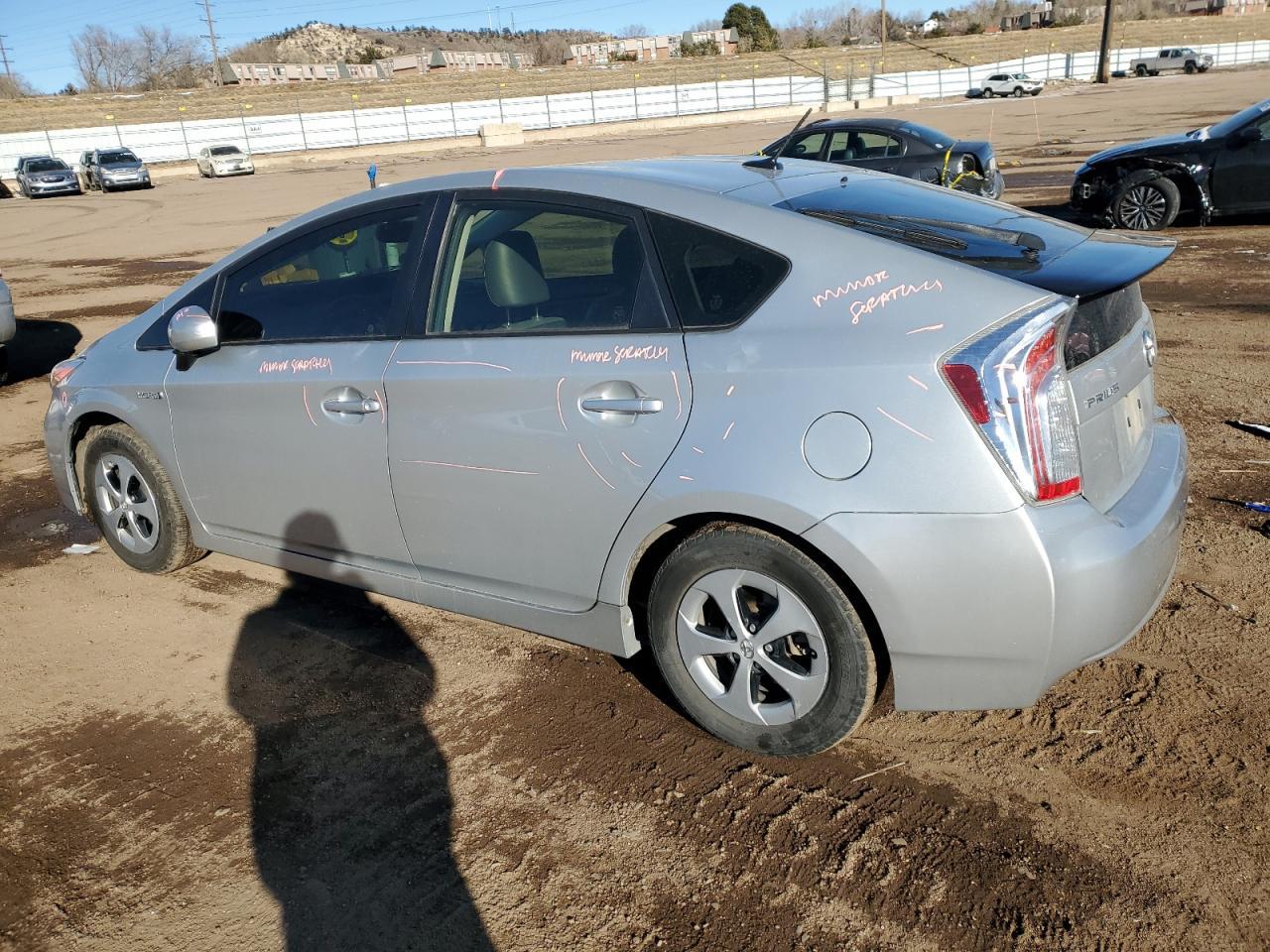 2015 TOYOTA PRIUS - Фото 2