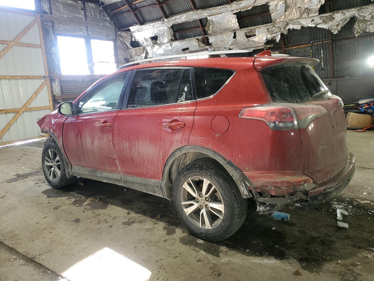 2017 TOYOTA RAV4 XLE - Image 2