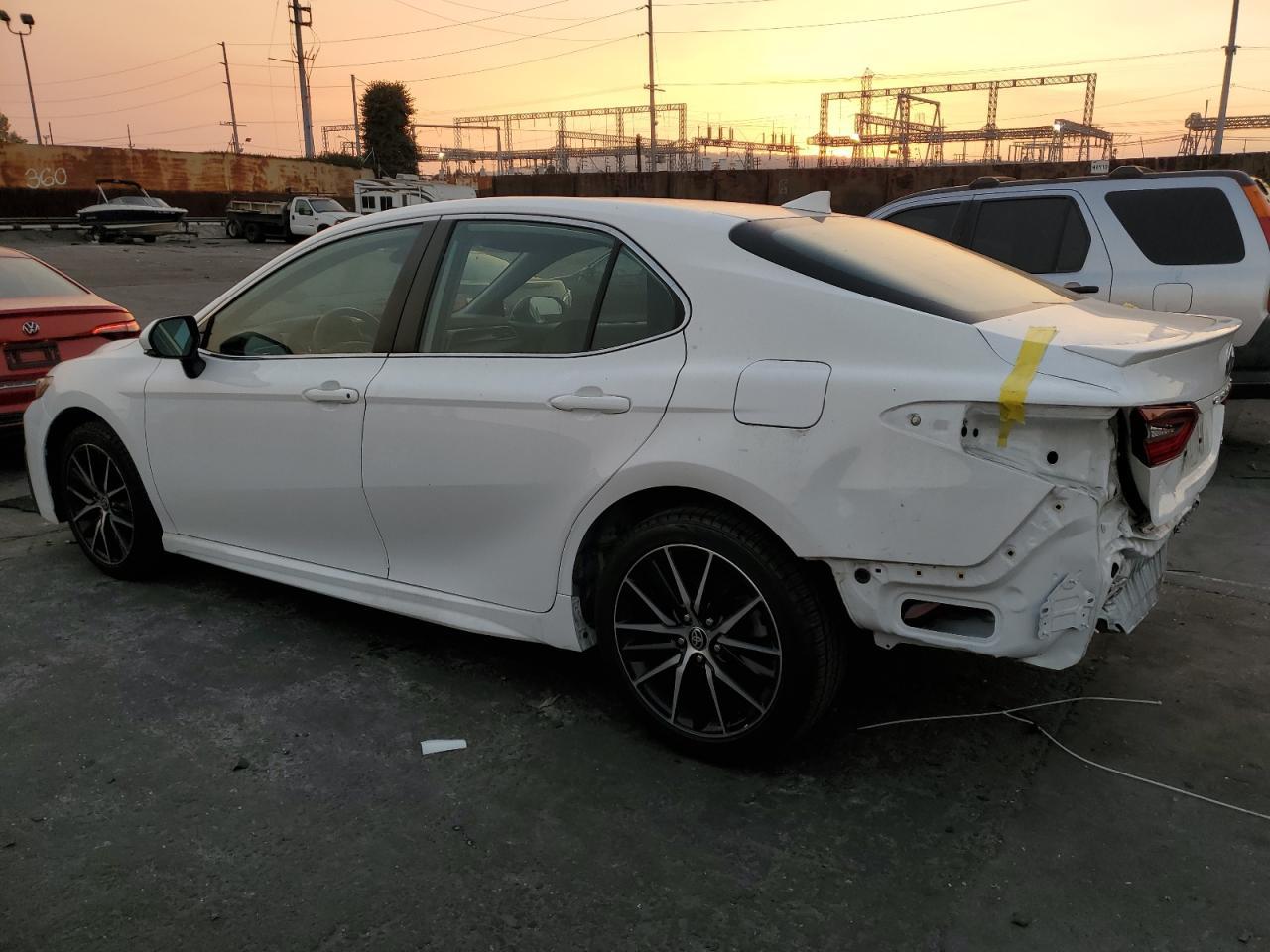 2021 TOYOTA CAMRY SE - Image 2