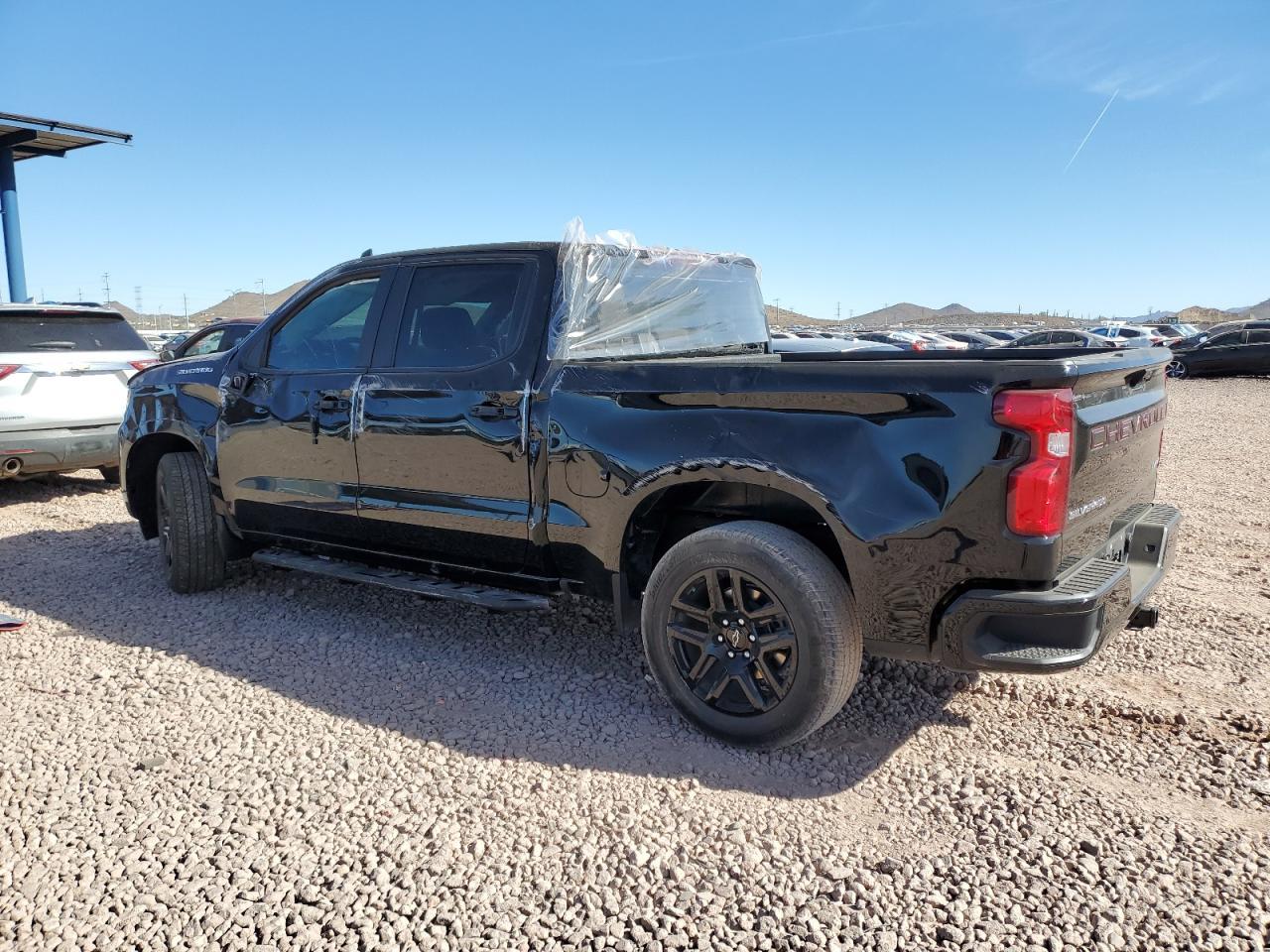 2023 CHEVROLET SILVERADO - Фото 2