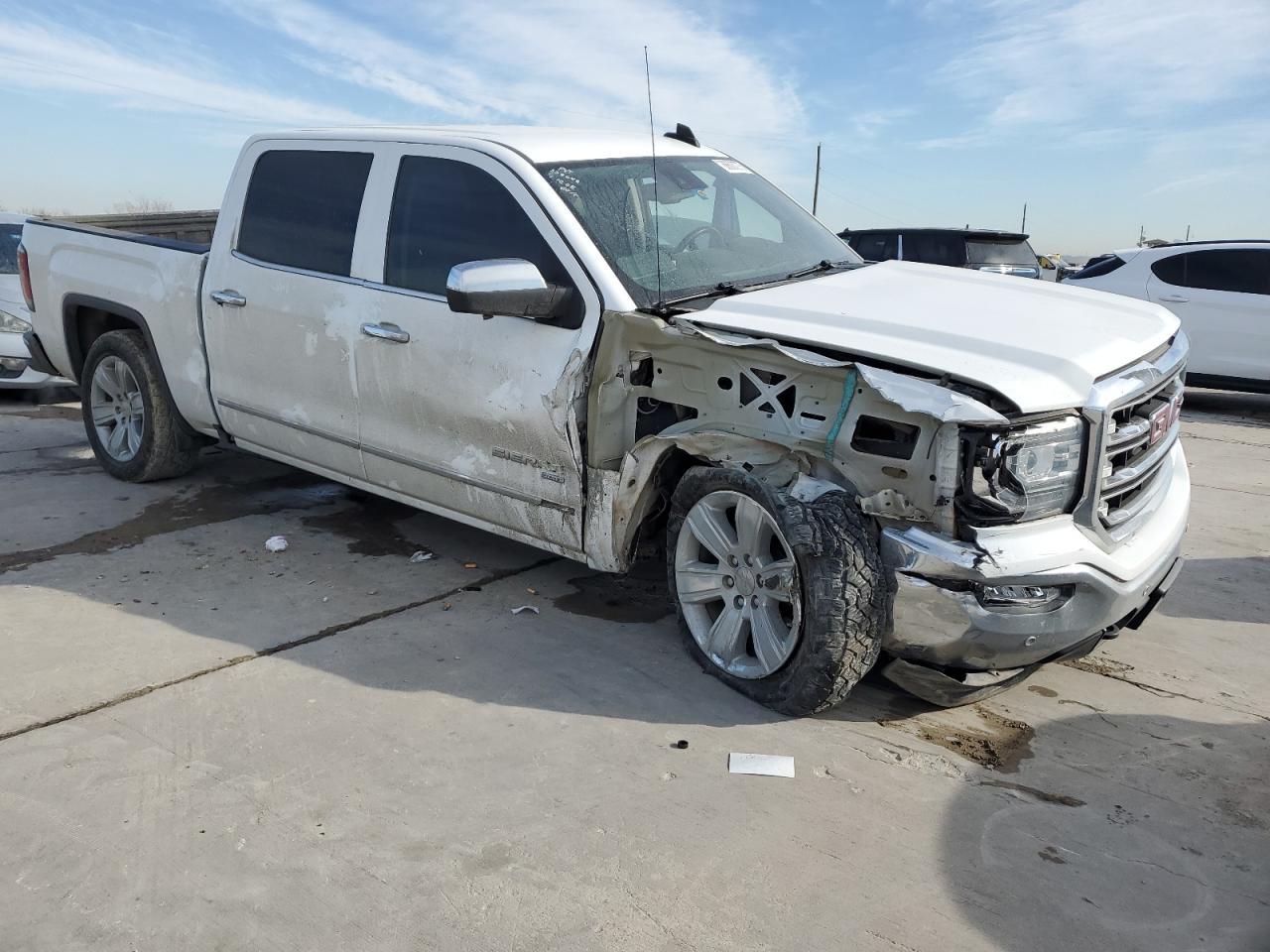 2018 GMC SIERRA K15 - Фото 4