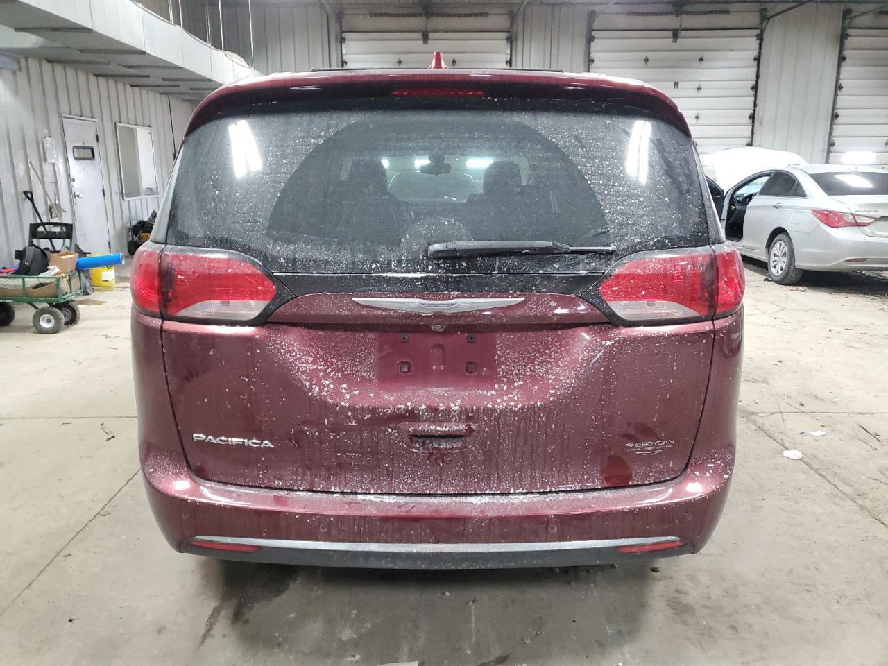 2017 CHRYSLER PACIFICA T - Image 6