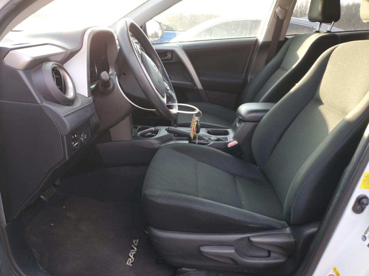 2018 TOYOTA RAV4 LE - Image 7