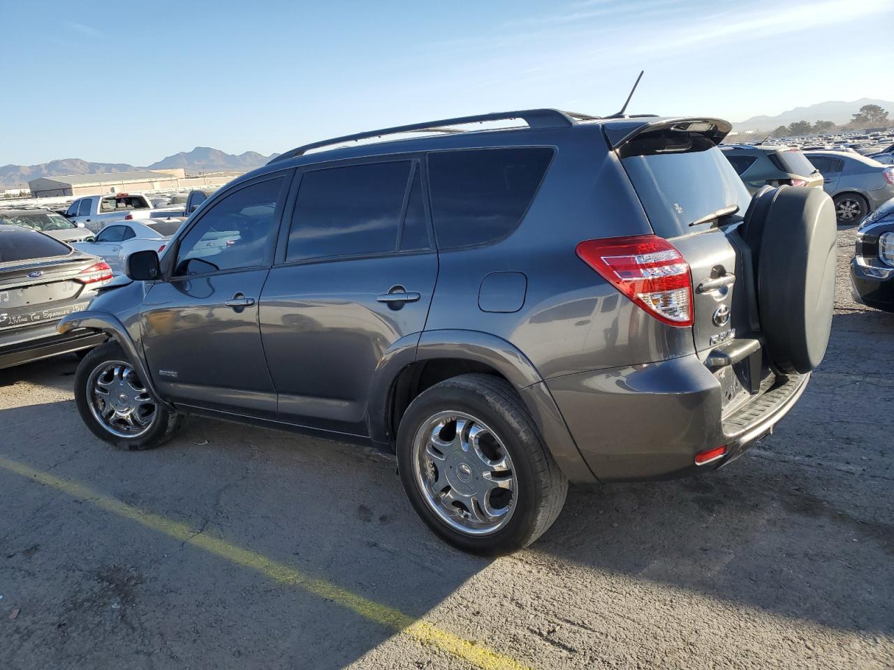 2011 TOYOTA RAV4 SPORT - Фото 2
