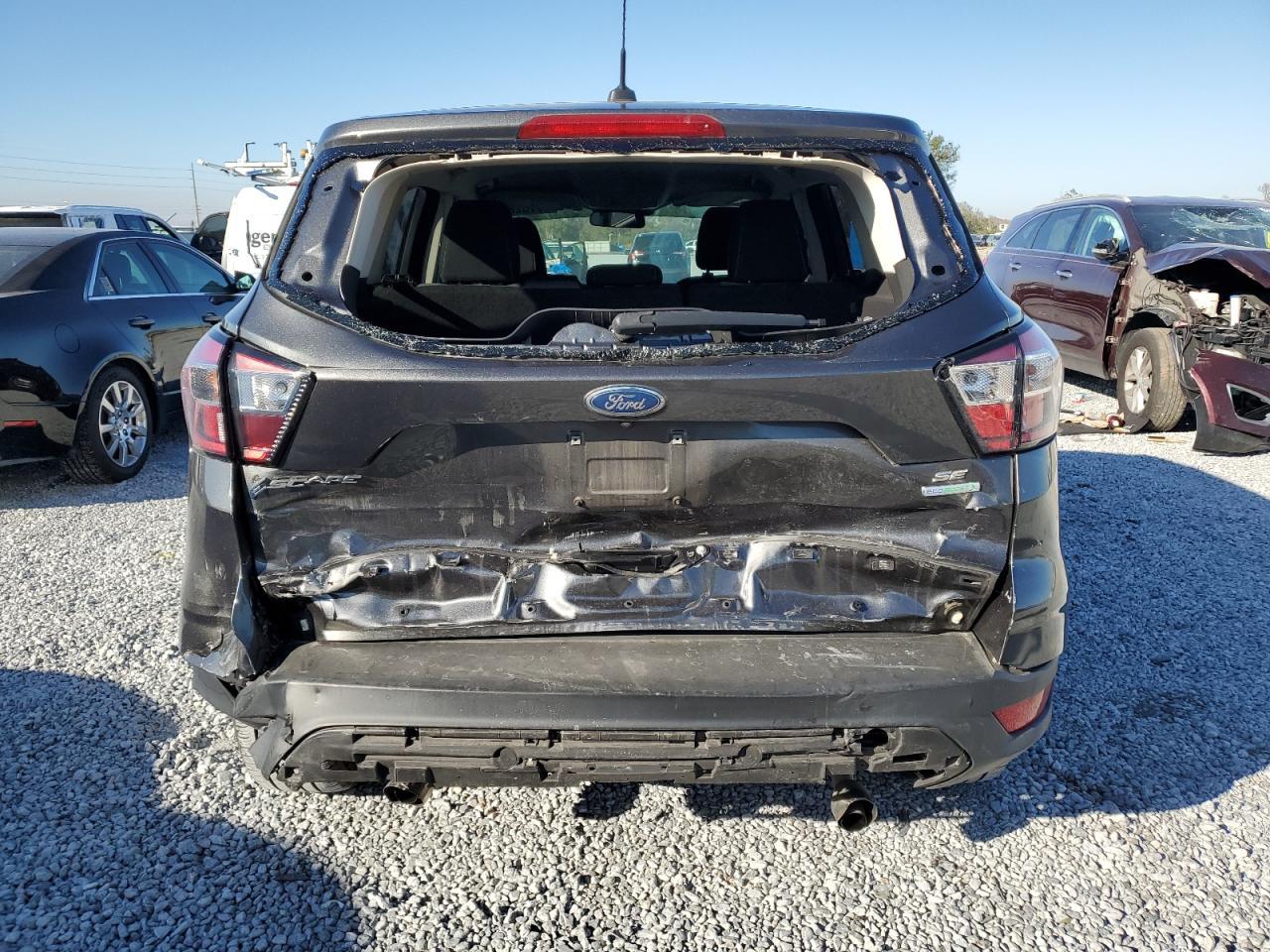 2017 FORD ESCAPE SE - Фото 6
