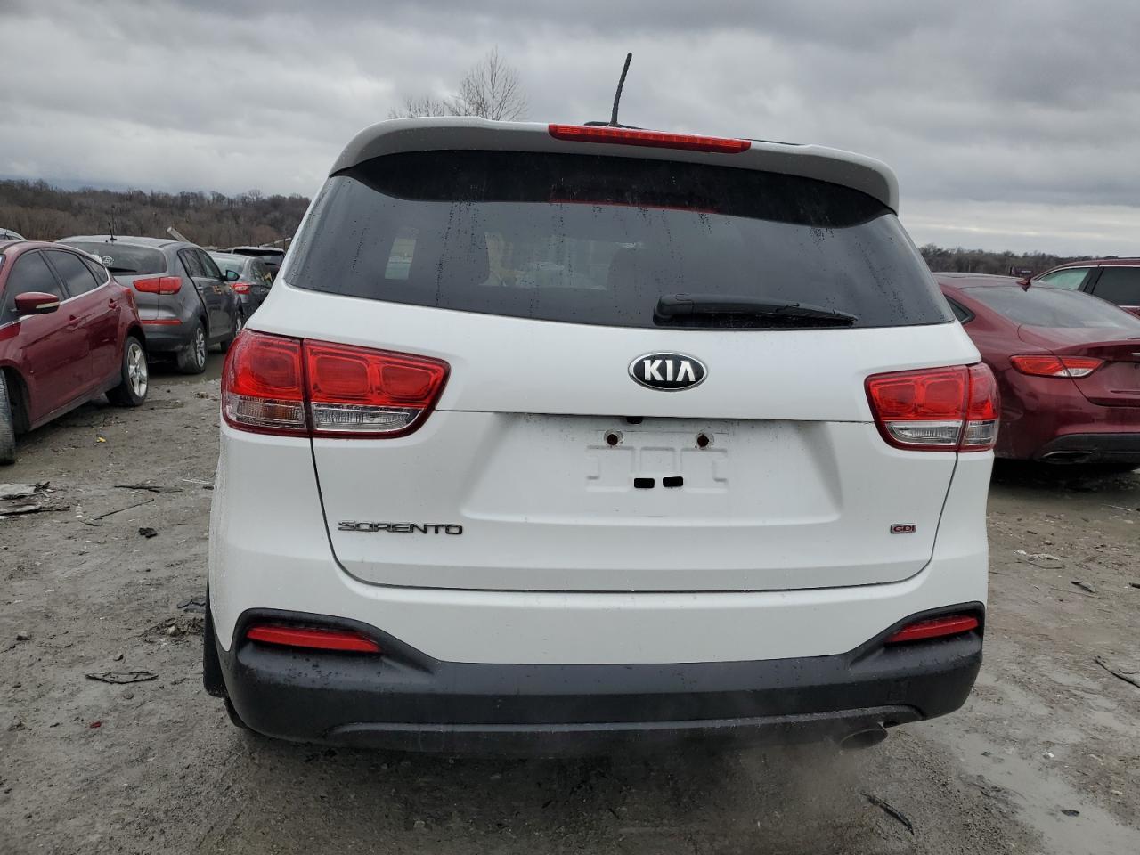 2016 KIA SORENTO LX - Image 6