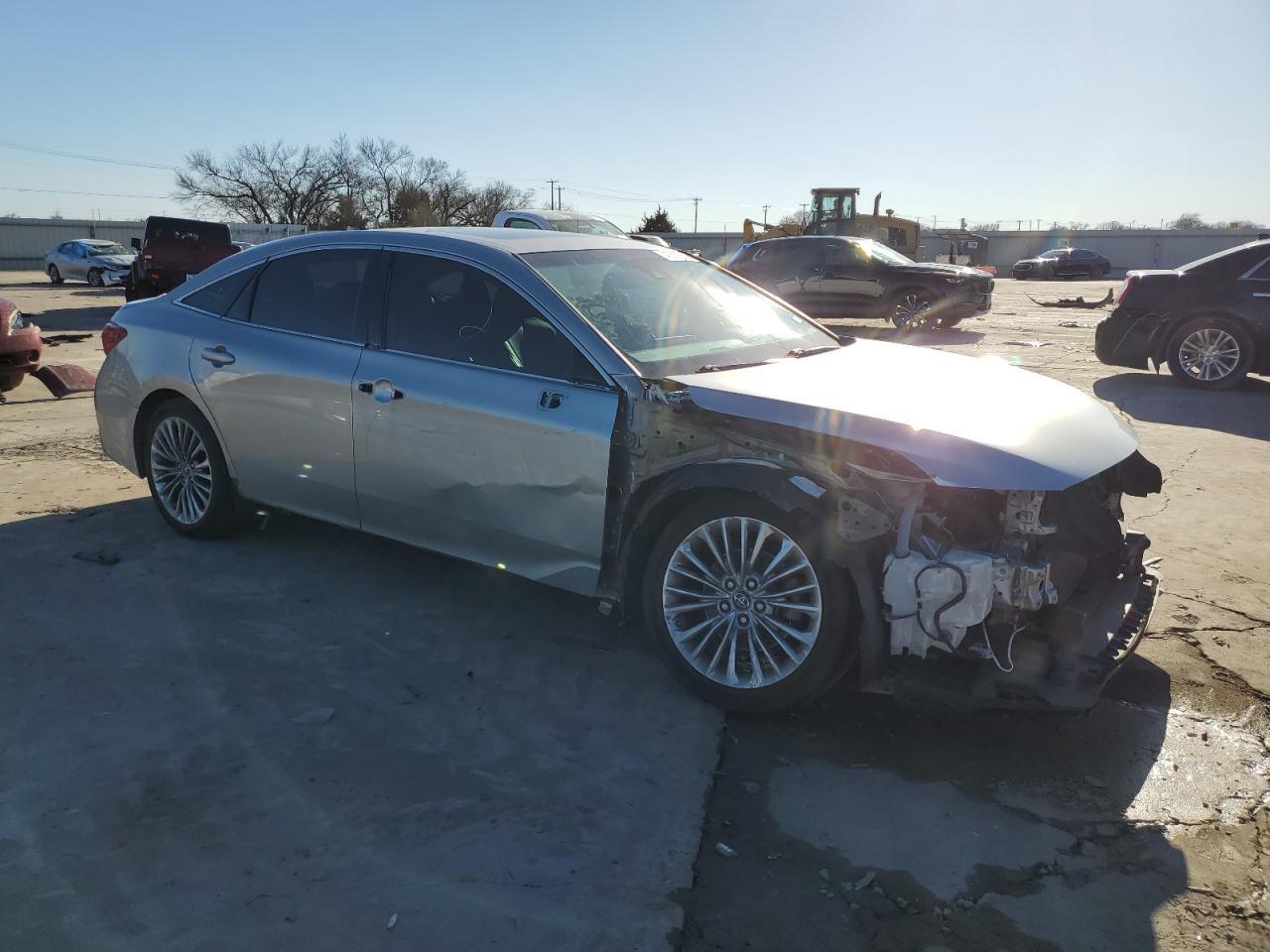 2019 TOYOTA AVALON XLE - Фото 4
