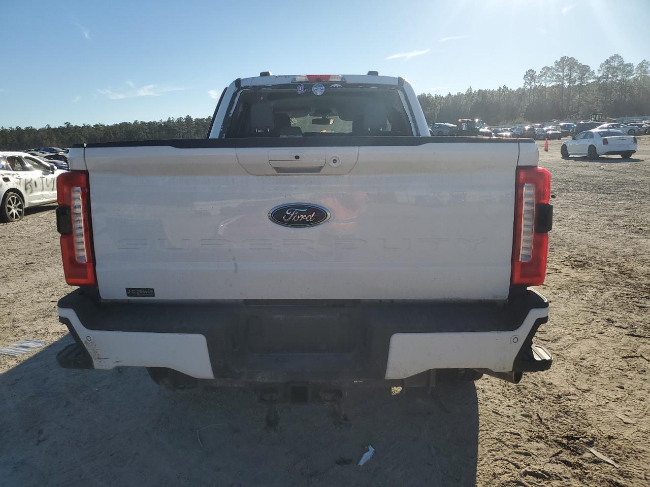 2024 FORD F250 SUPER - Image 6