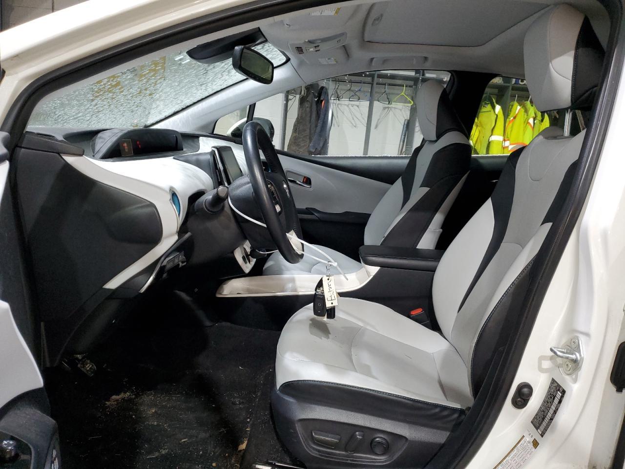 2018 TOYOTA PRIUS - Фото 7