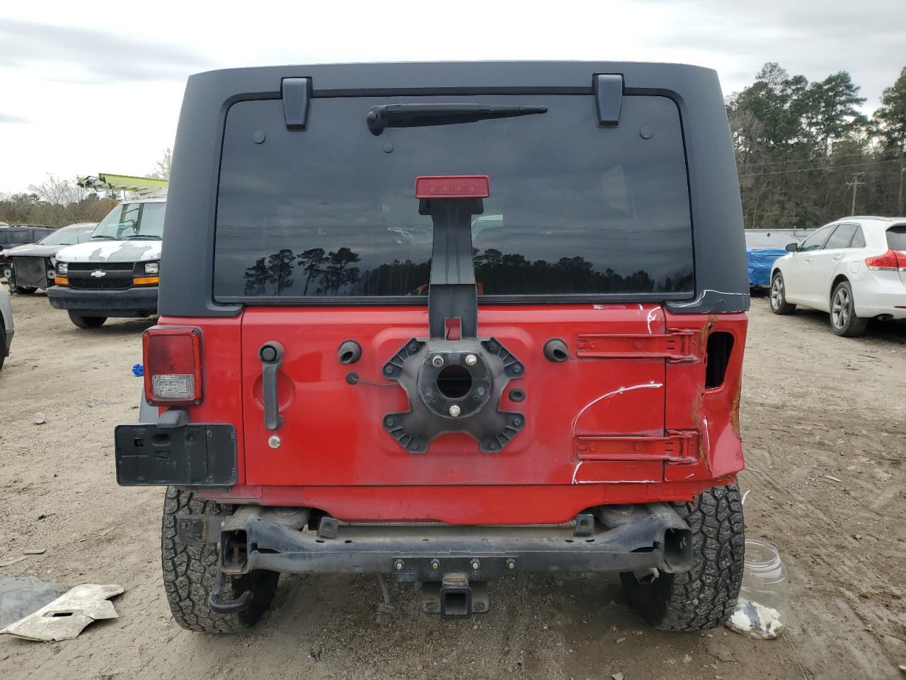 2014 JEEP WRANGLER U - Image 6