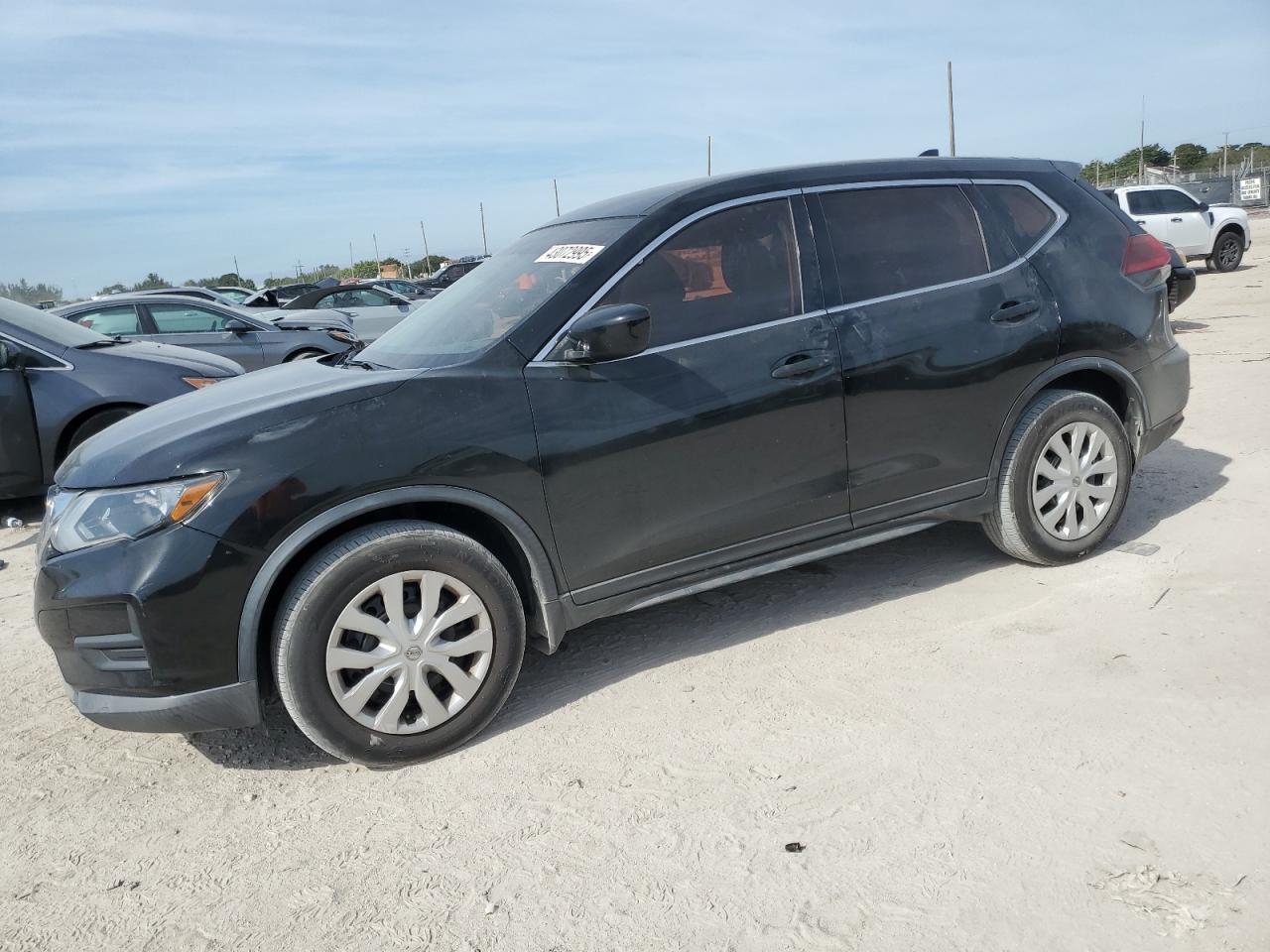 2018 NISSAN ROGUE S