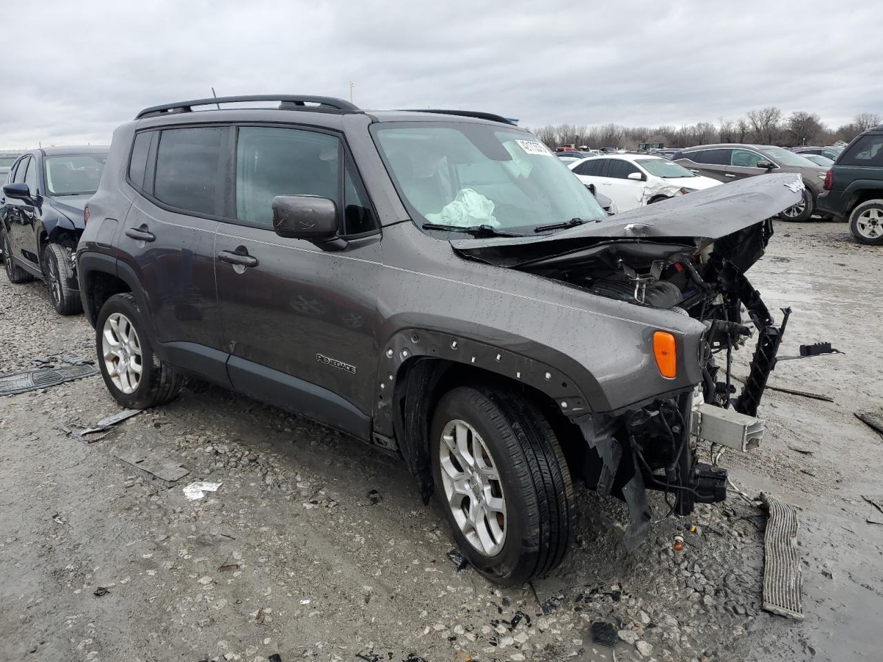 2016 JEEP RENEGADE L - Image 4