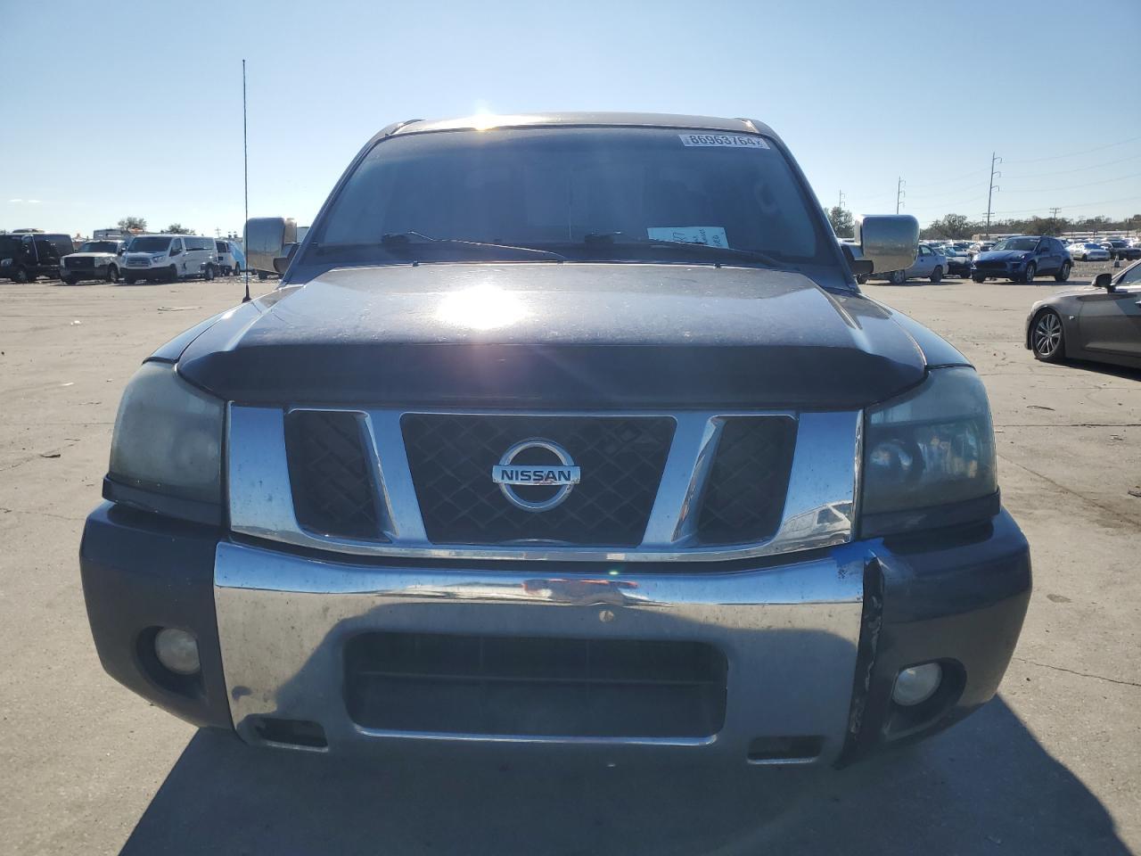 2012 NISSAN TITAN S - Фото 5