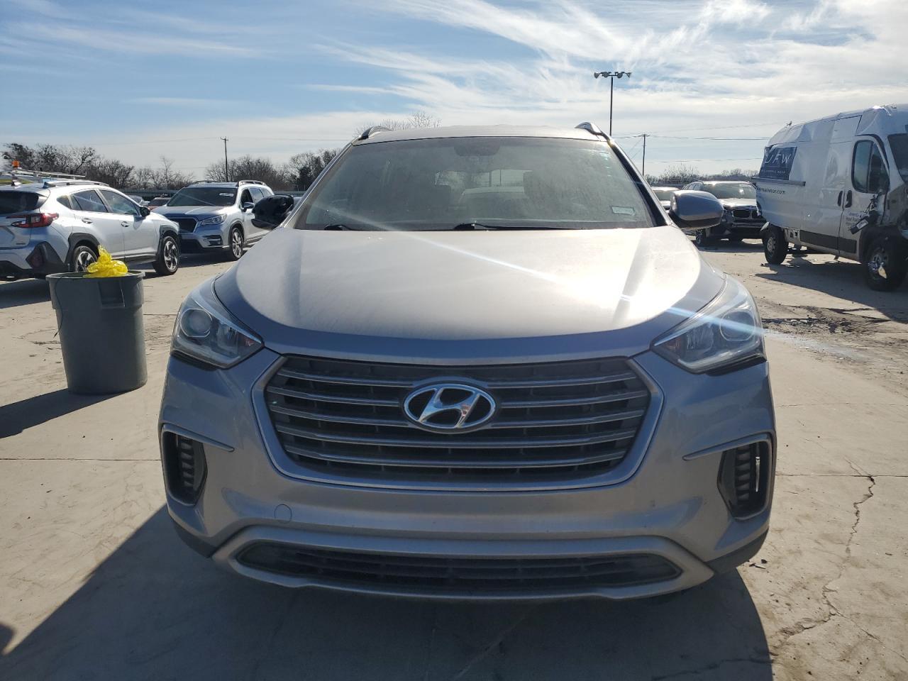 2017 HYUNDAI SANTA FE S - Image 5