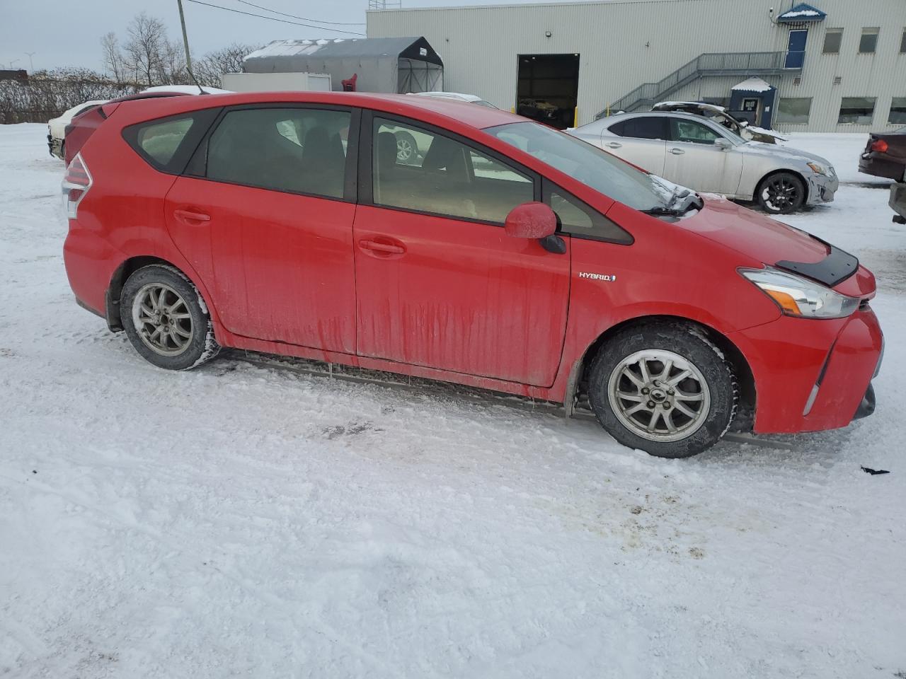 2016 TOYOTA PRIUS V - Image 4