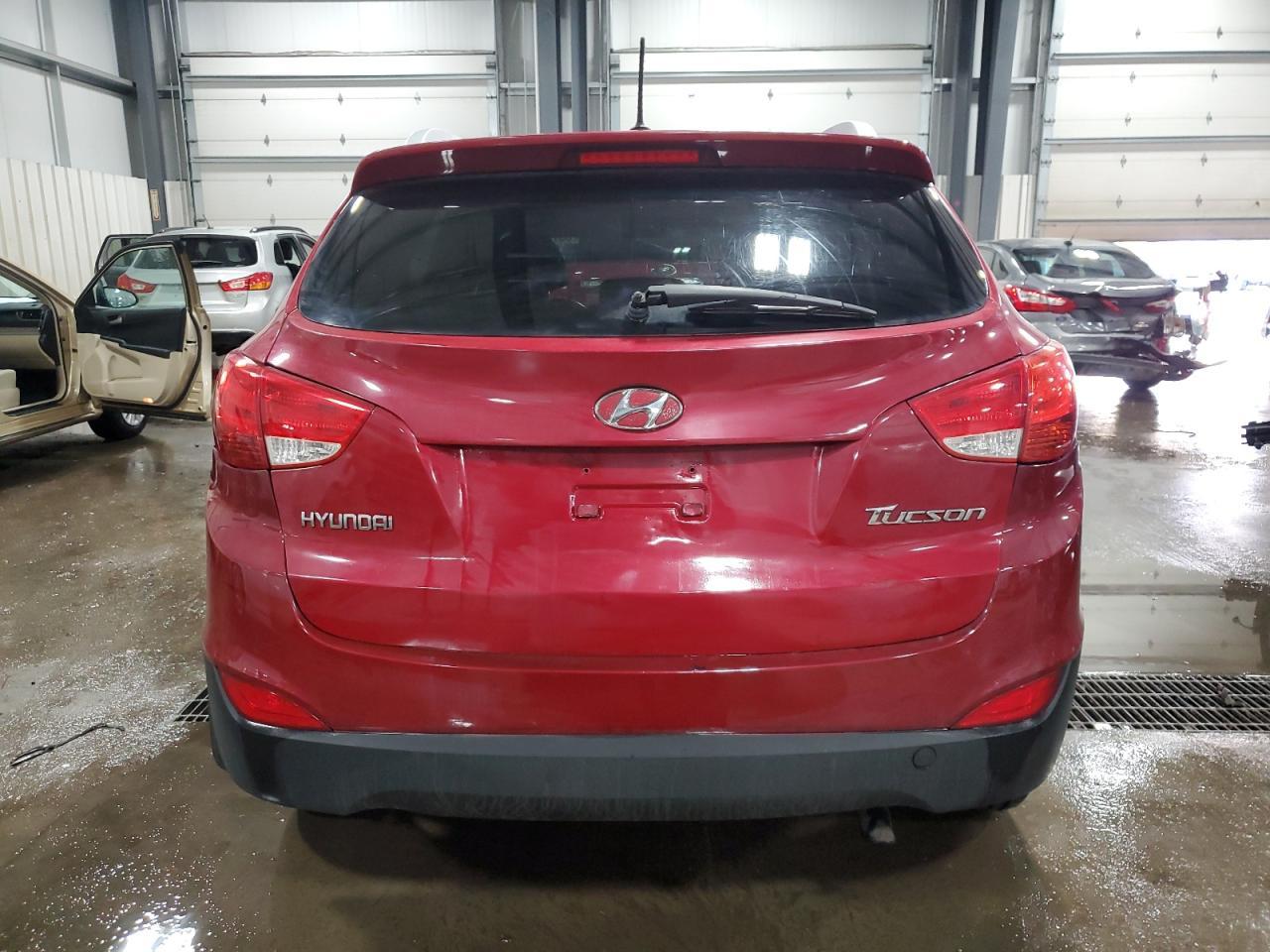 2012 HYUNDAI TUCSON GLS - Image 6