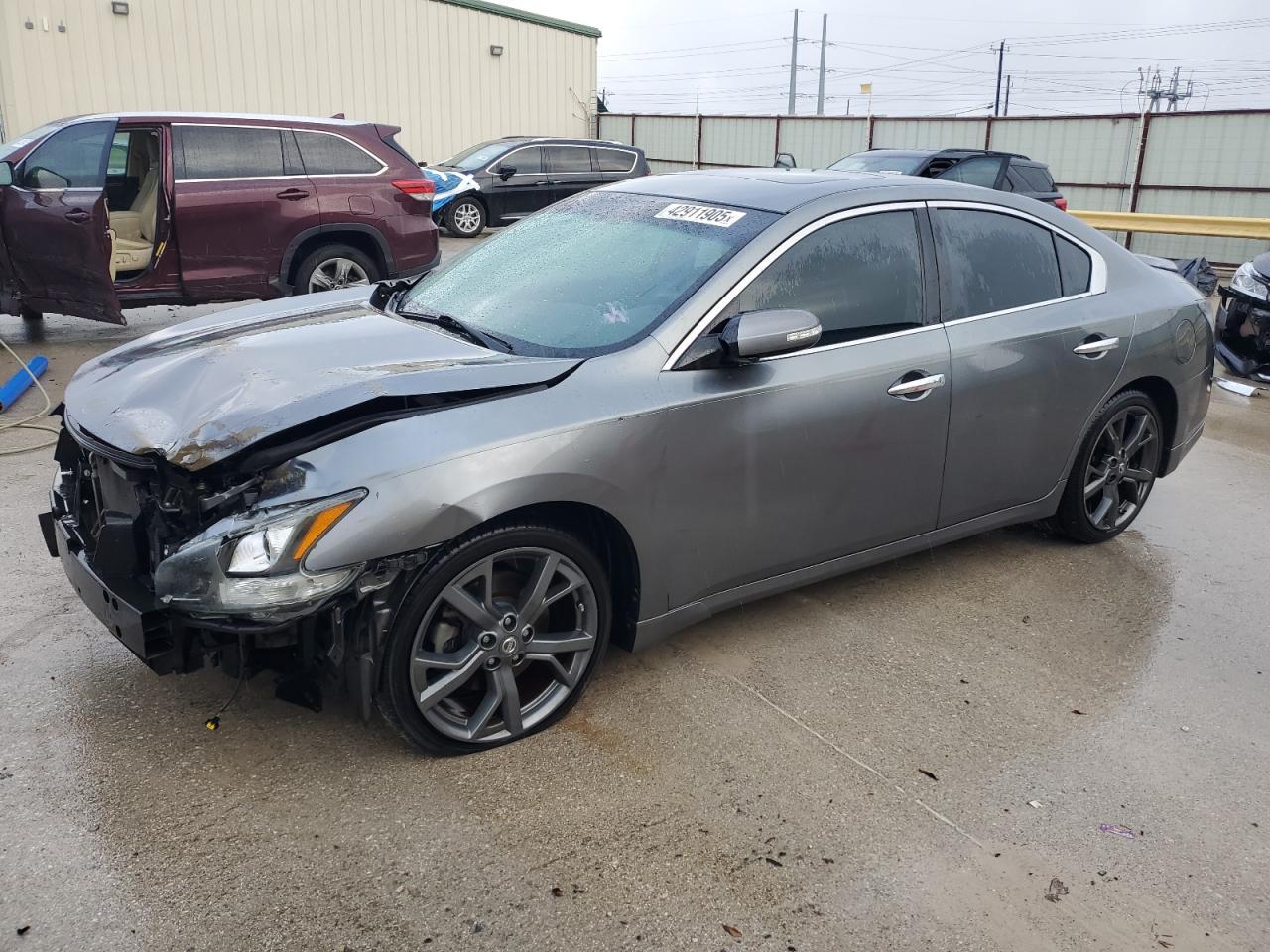 2014 NISSAN MAXIMA S