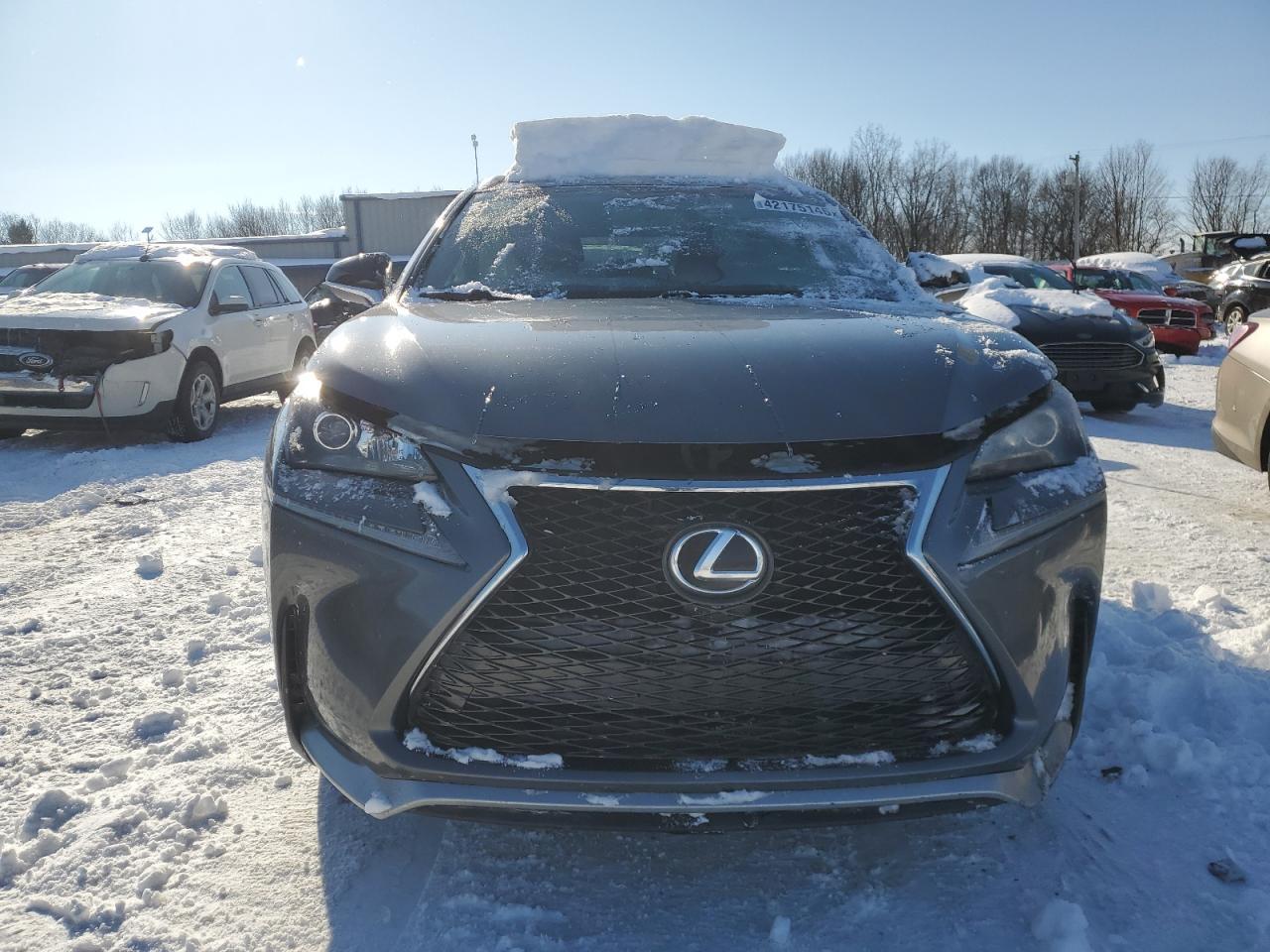 2017 LEXUS NX 200T BA - Фото 5