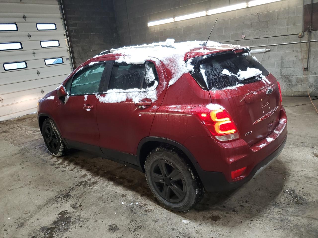 2021 CHEVROLET TRAX 1LT - Image 2
