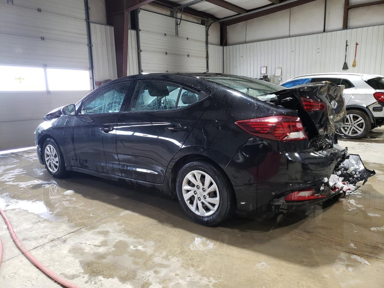 2019 HYUNDAI ELANTRA SE - Фото 2