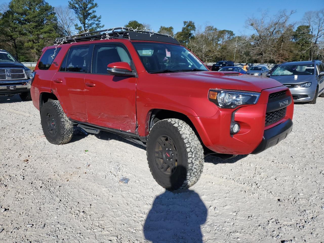 2018 TOYOTA 4RUNNER SR - Image 4