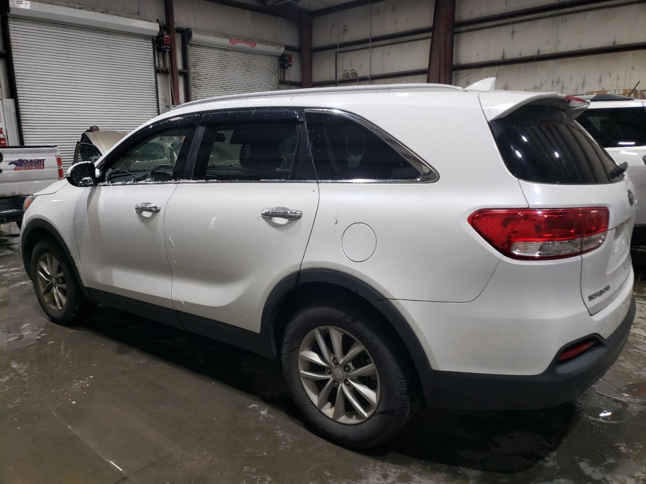 2016 KIA SORENTO LX - Image 2