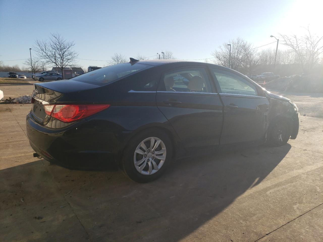 2013 HYUNDAI SONATA GLS - Фото 3