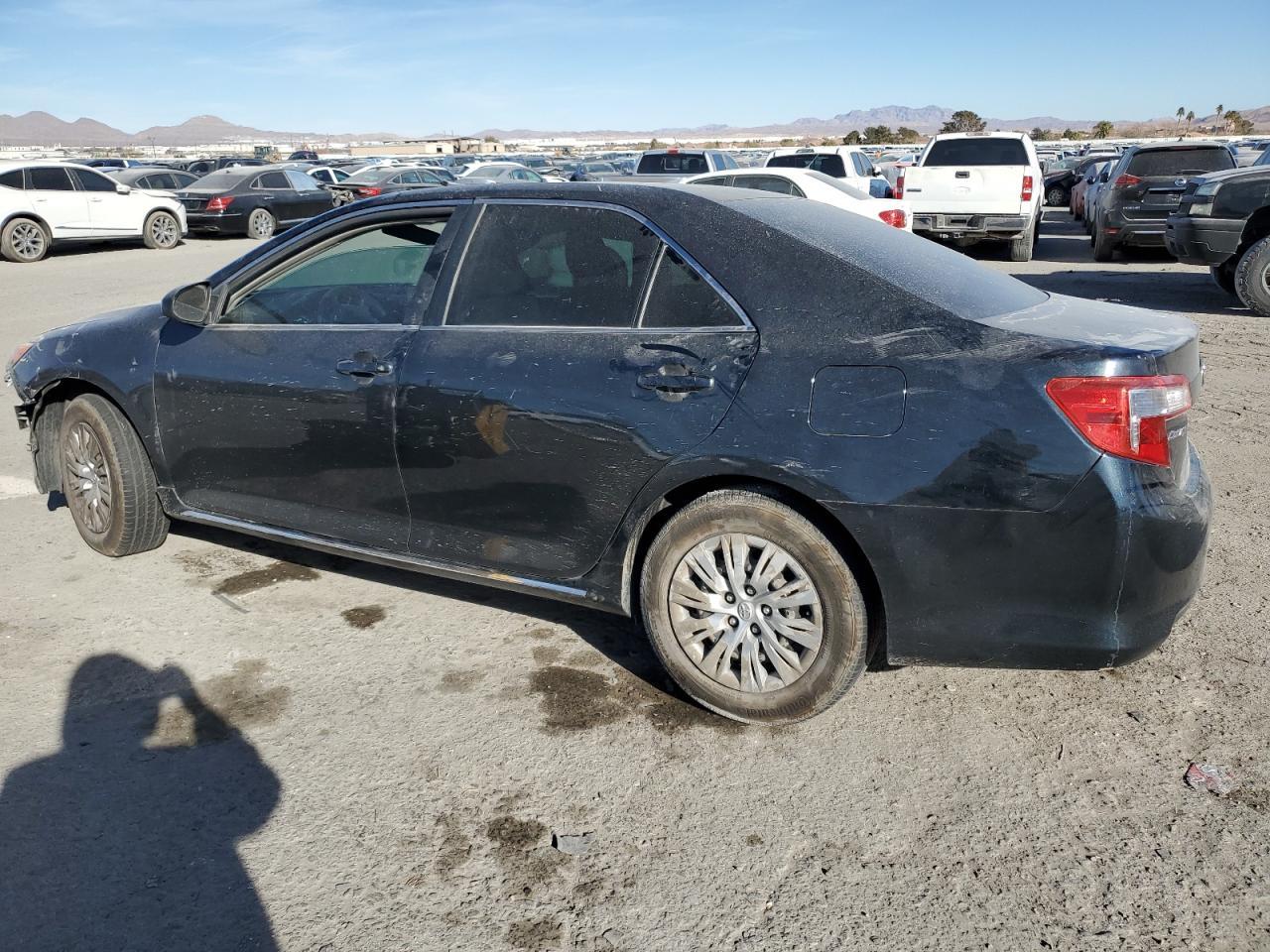 2012 TOYOTA CAMRY BASE - Фото 2