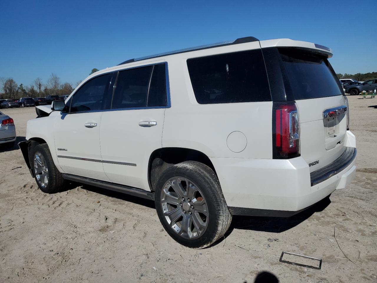 2016 GMC YUKON DENA - Фото 2