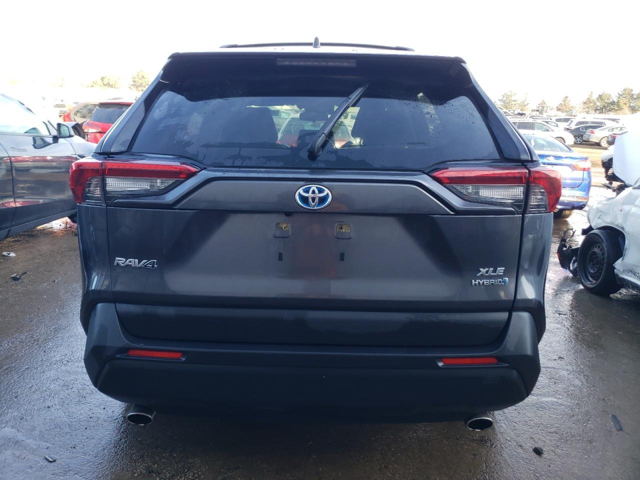 2020 TOYOTA RAV4 XLE - Image 6