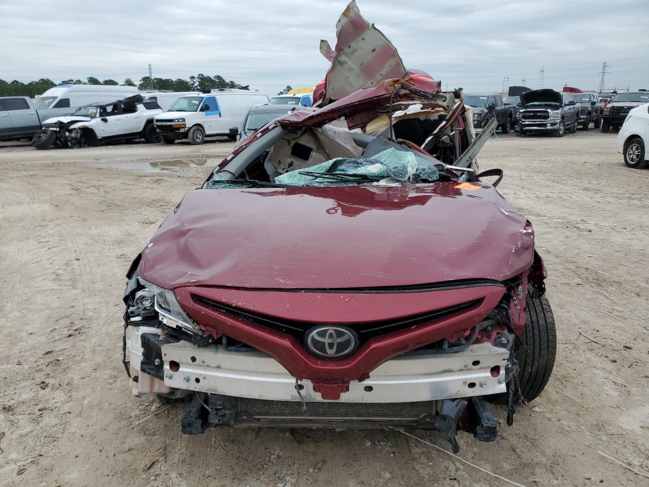 2018 TOYOTA CAMRY L - Фото 5