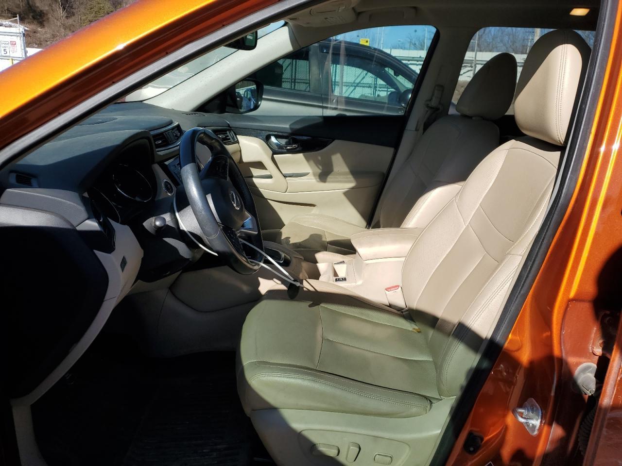2017 NISSAN ROGUE SV - Image 7