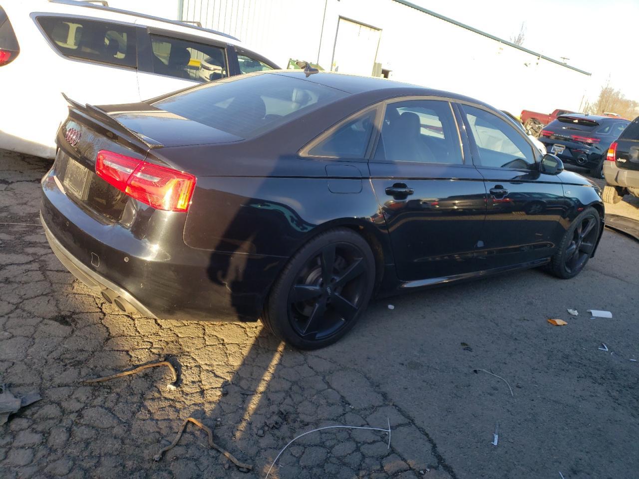 2015 AUDI S6 - Фото 3