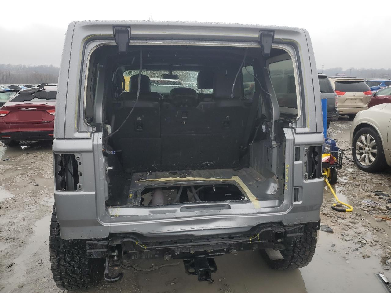 2019 JEEP WRANGLER U - Image 6