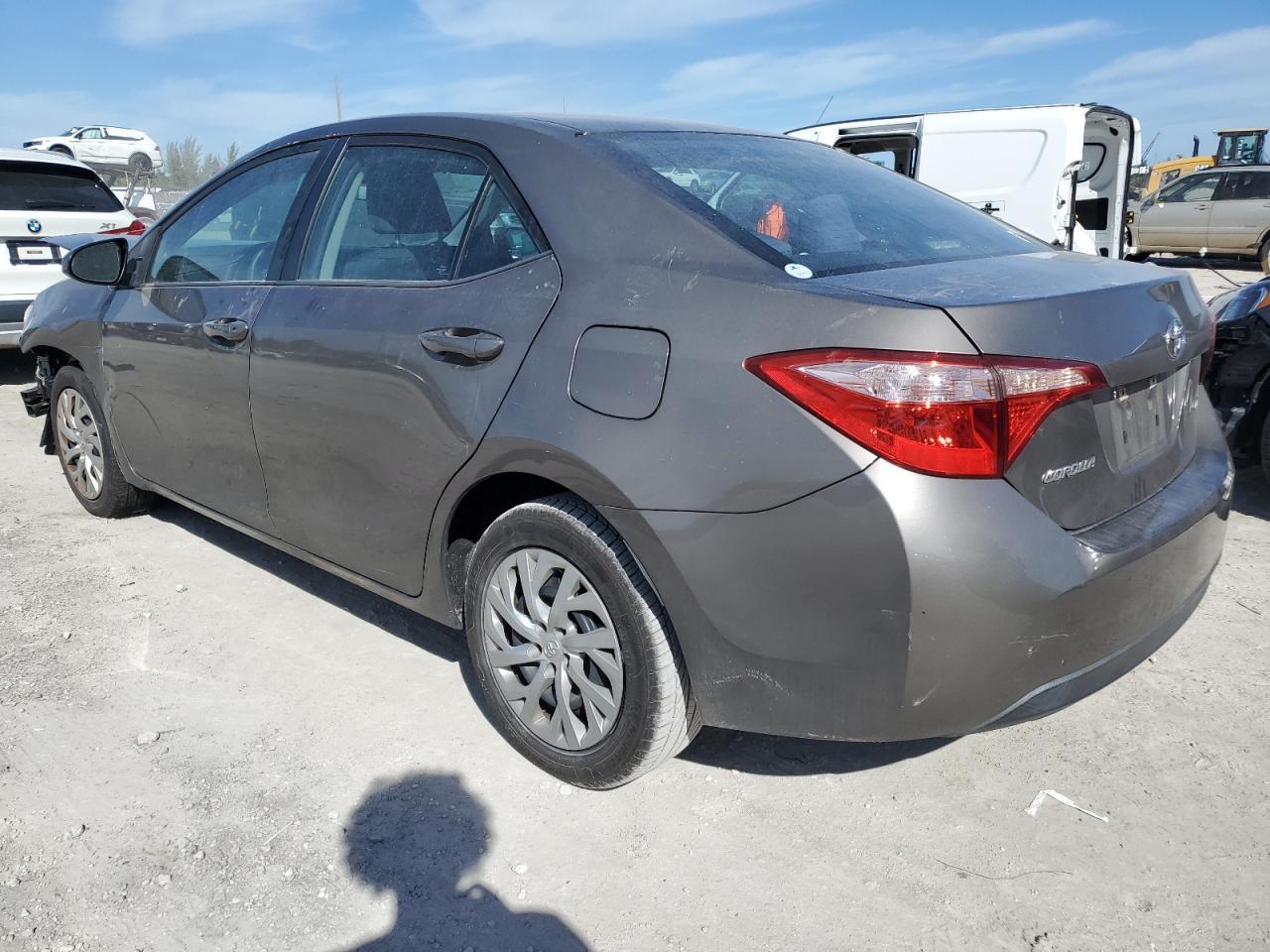 2018 TOYOTA COROLLA L - Image 2