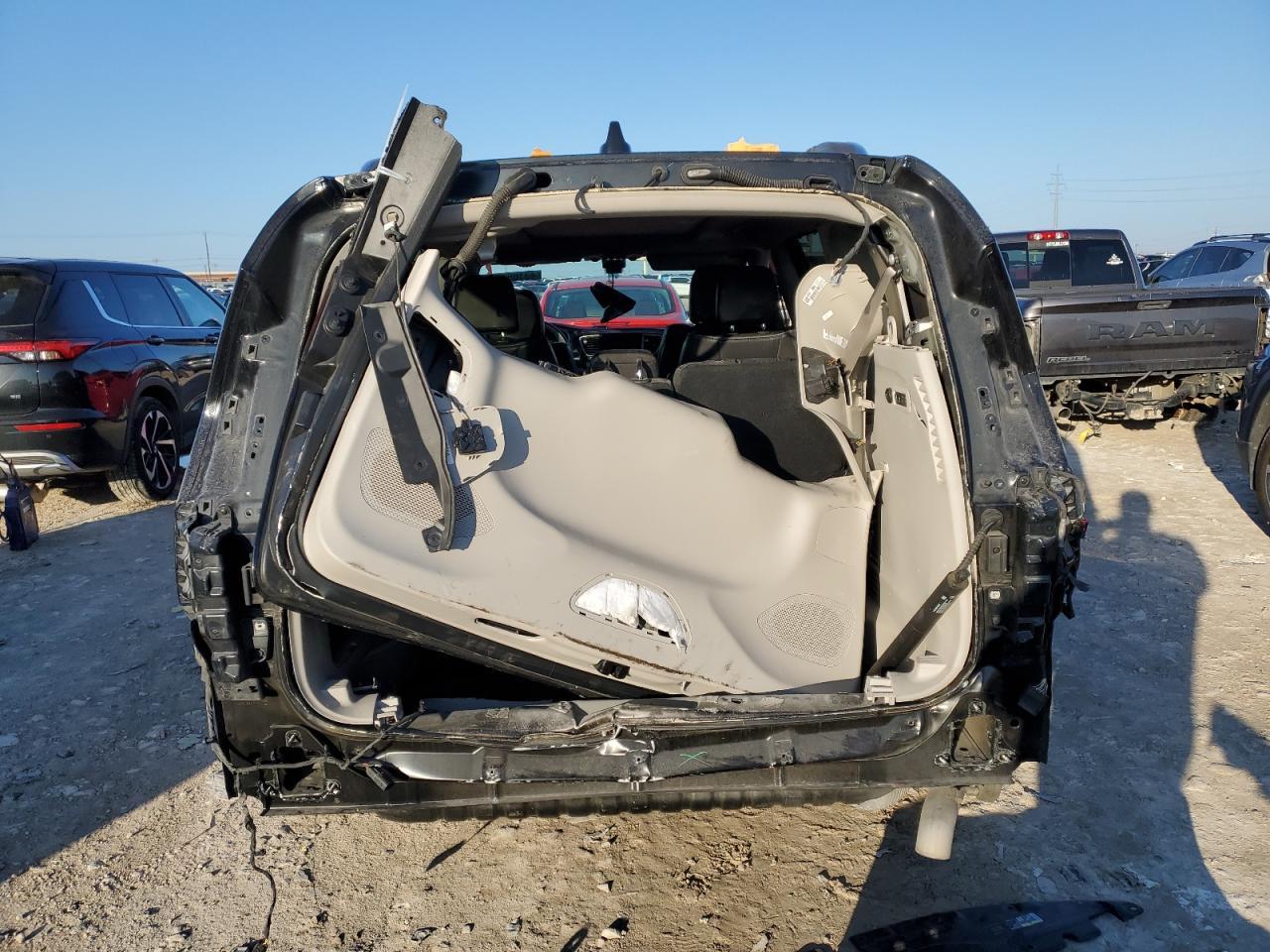 2017 CHRYSLER PACIFICA L - Image 6