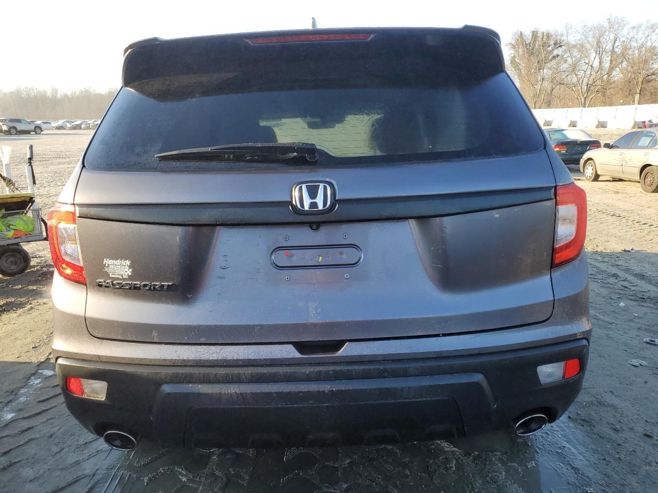2020 HONDA PASSPORT E - Image 6