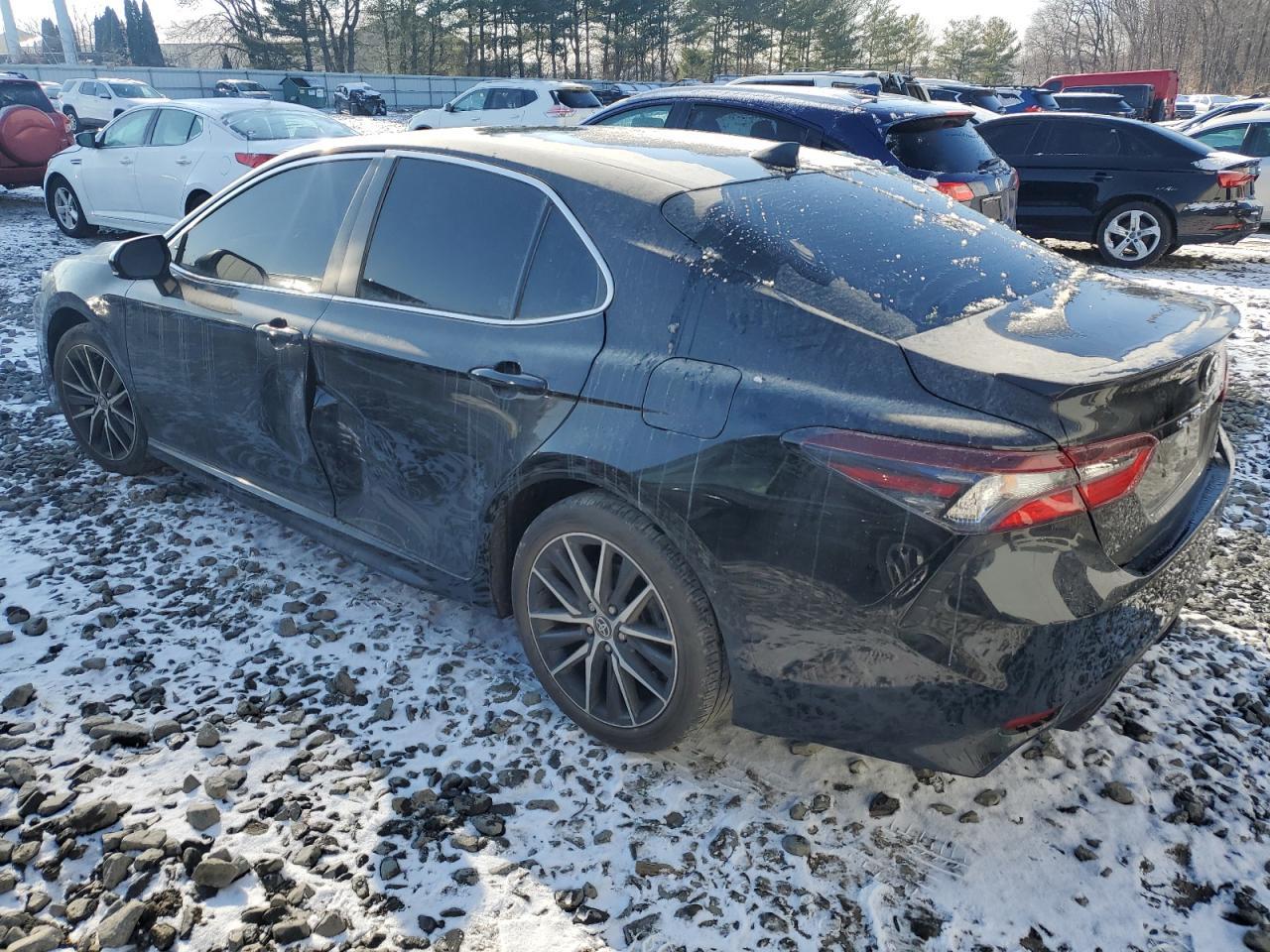 2021 TOYOTA CAMRY SE - Image 2