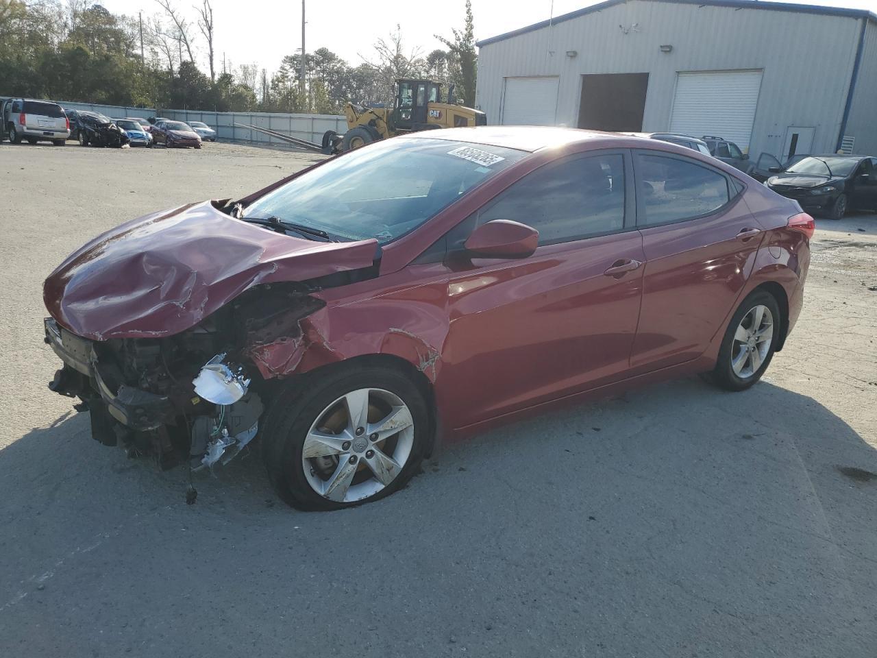 2013 HYUNDAI ELANTRA GL