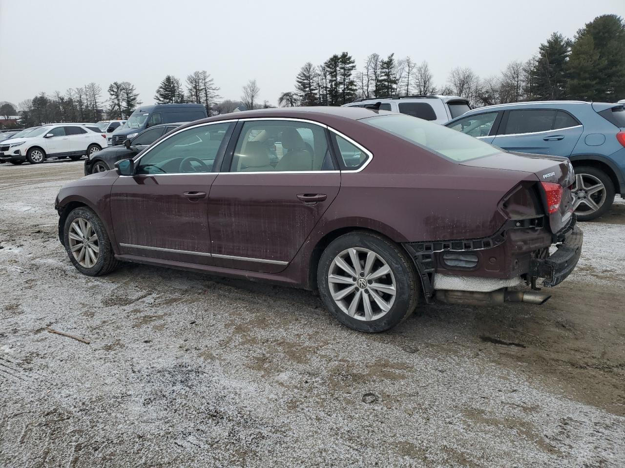 2013 VOLKSWAGEN PASSAT SEL - Фото 2