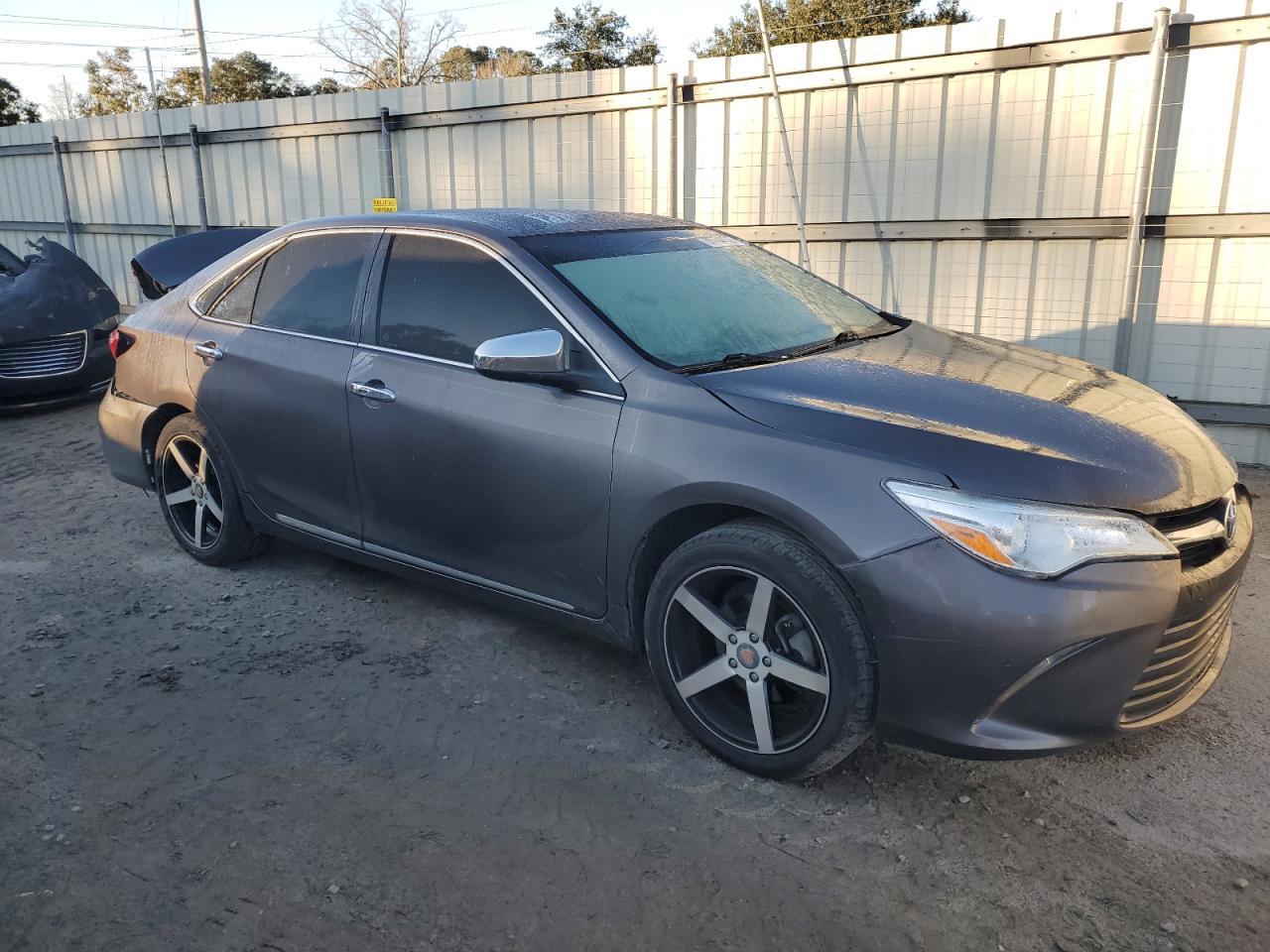 2017 TOYOTA CAMRY LE - Фото 4