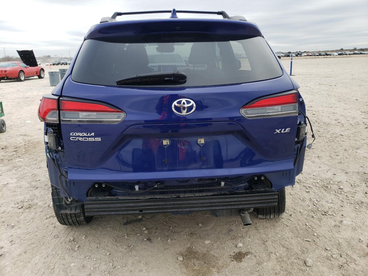 2024 TOYOTA COROLLA CR - Image 6