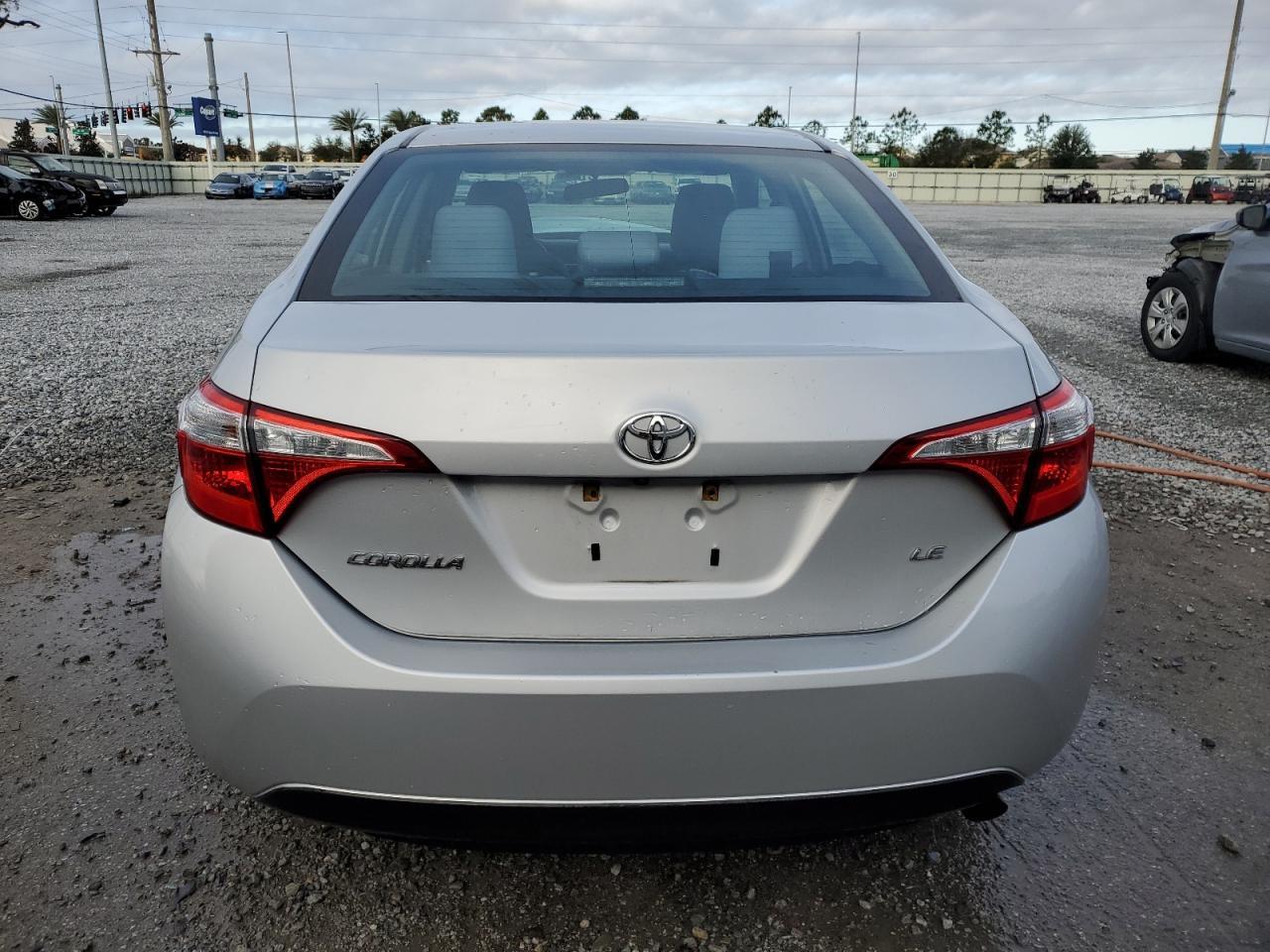 2015 TOYOTA COROLLA L - Image 6