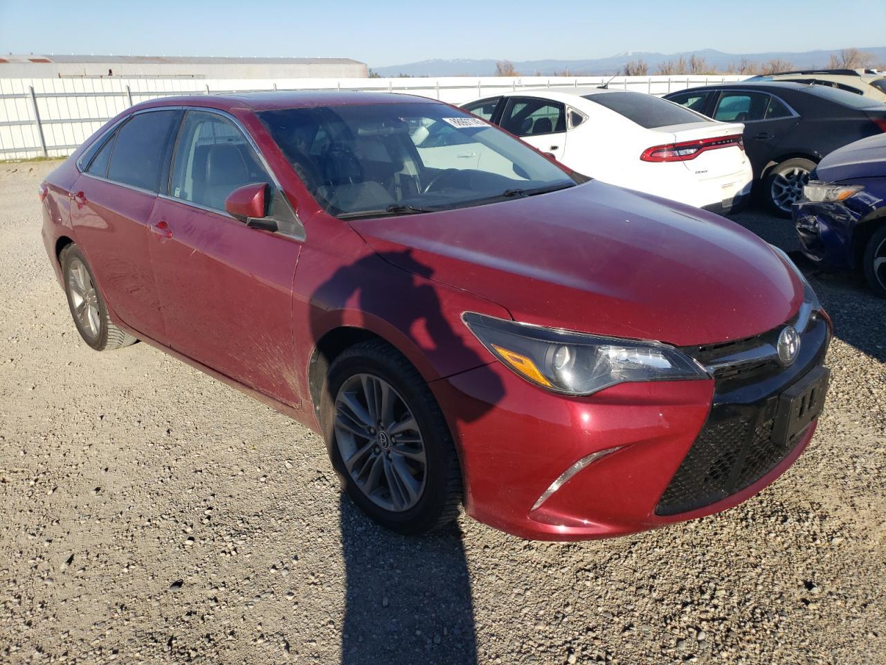 2015 TOYOTA CAMRY LE - Фото 4