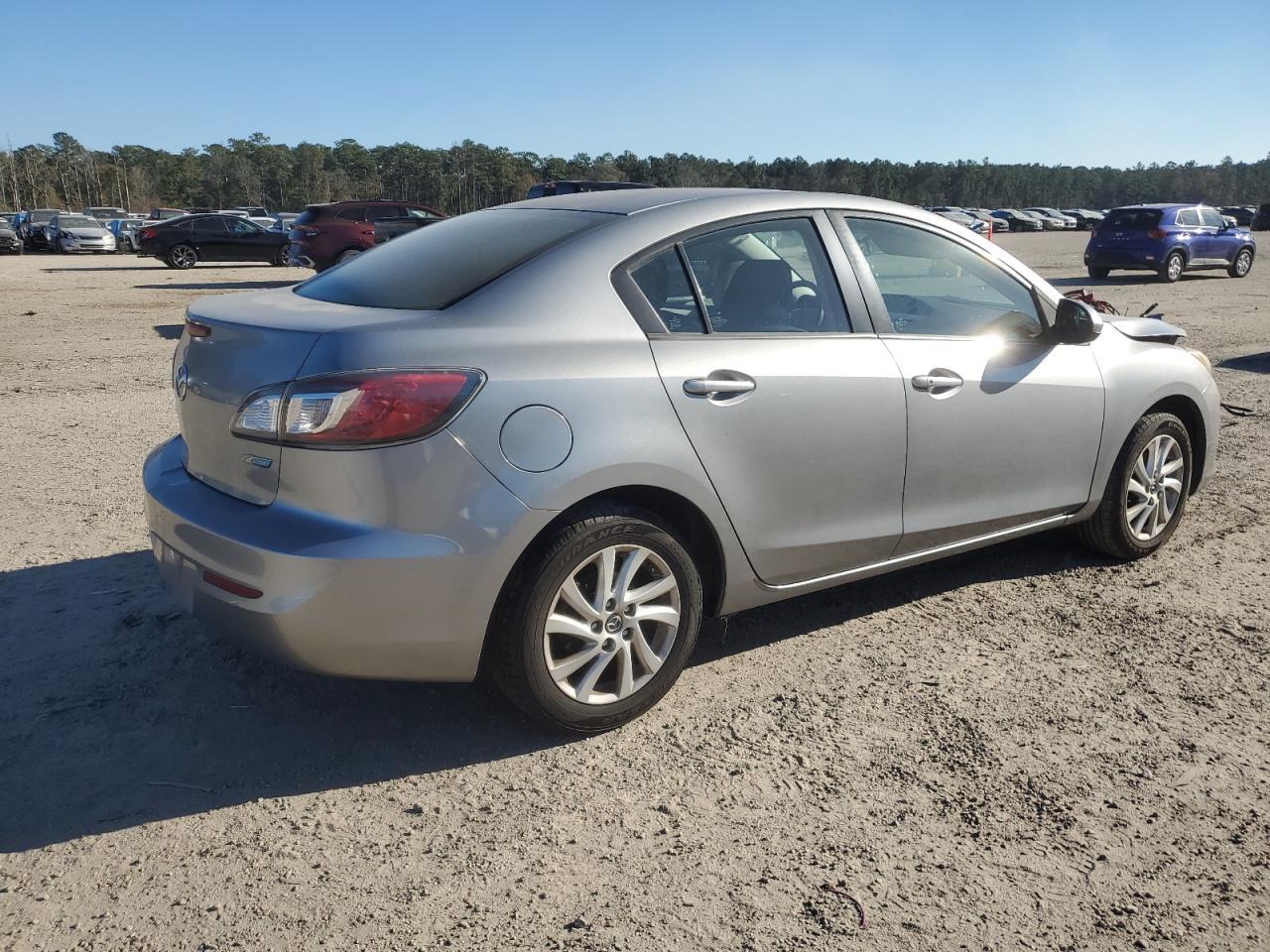 2013 MAZDA 3 I - Фото 3