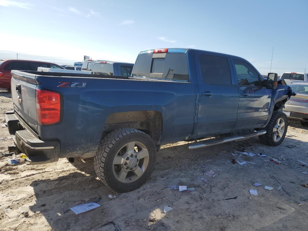 2018 CHEVROLET SILVERADO - Фото 3