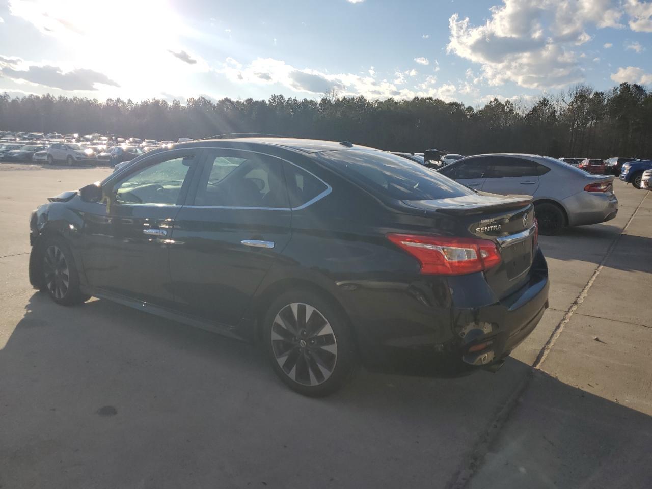 2018 NISSAN SENTRA SR - Фото 2