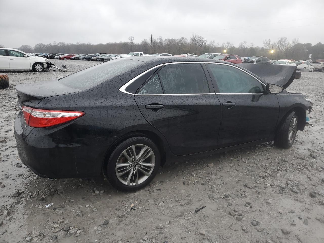 2017 TOYOTA CAMRY LE - Фото 3