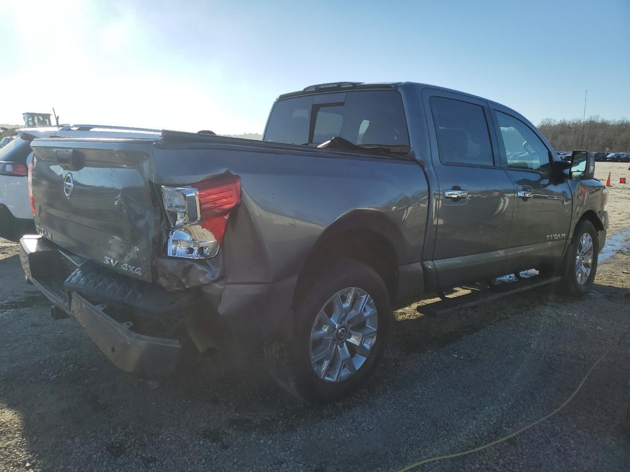 2021 NISSAN TITAN SV - Image 3